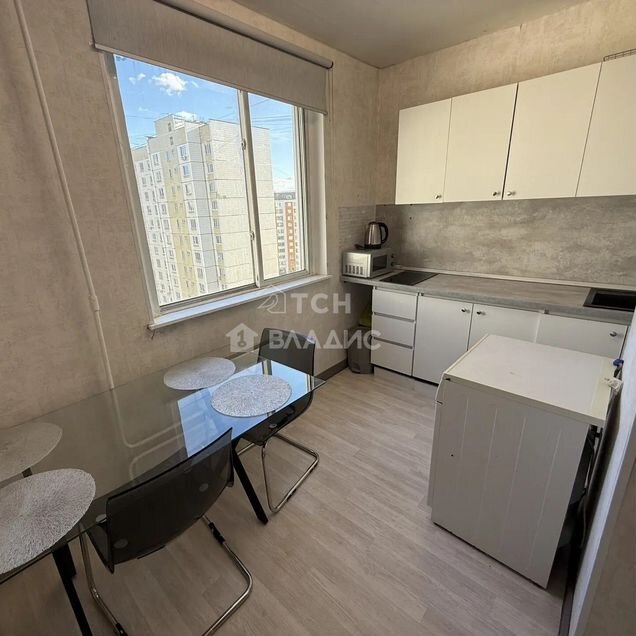 1-к. квартира, 38 м², 14/16 эт.