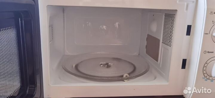 Микроволновая печь Midea