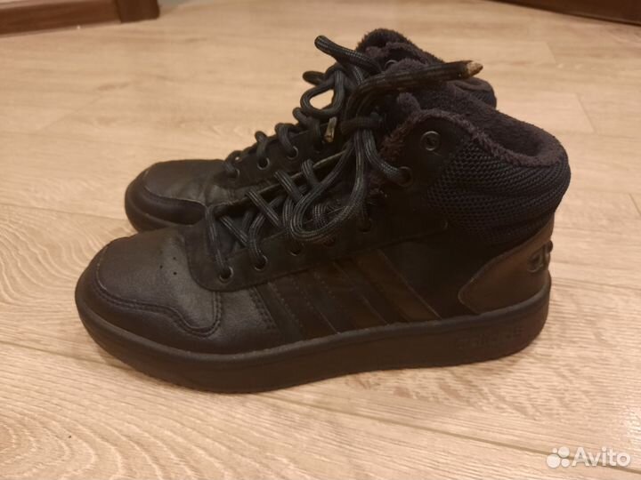 Ботинки adidas