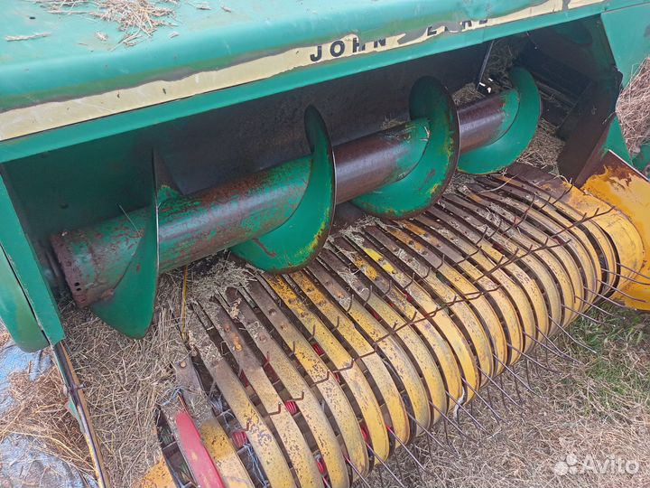 Пресс-подборщик John Deere 342 A, 2000