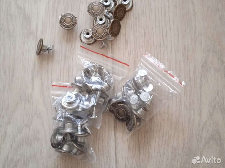 Пуговицы металлические Levi Strauss