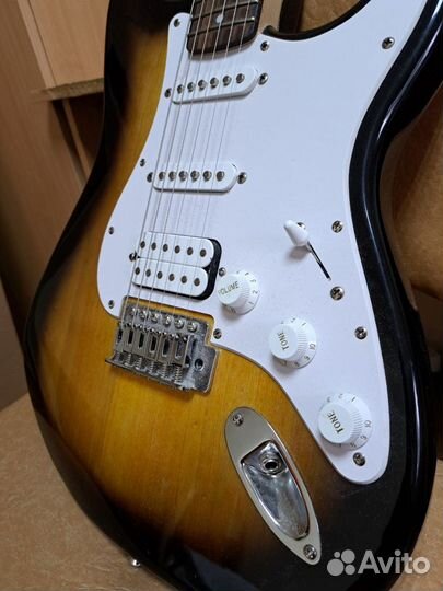 Fender Squier Bullet Tremolo HSS Brown Sunburst