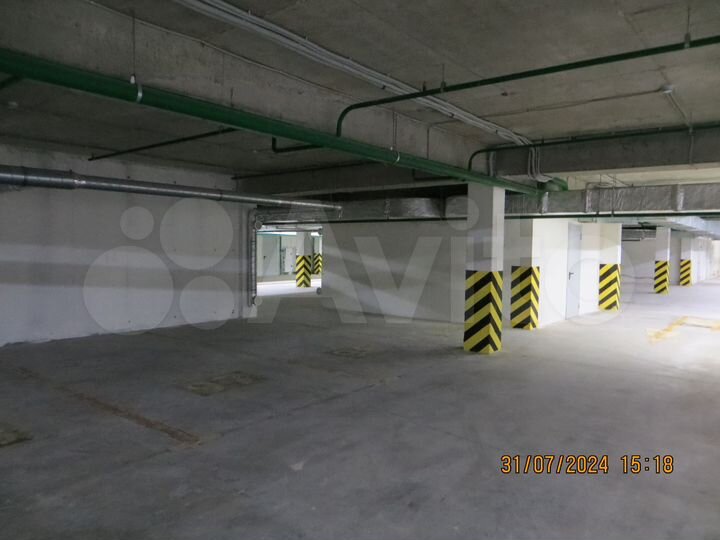 Машиноместо, 15 м²