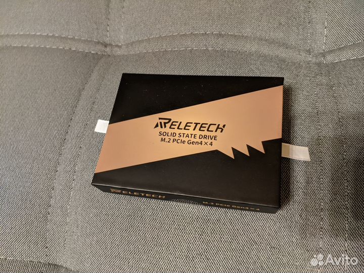 Коробка Reletech P400 Pro 1Tb M.2