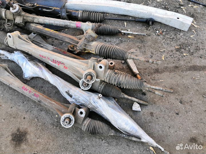 Рулевая рейка toyota rav4 aca30