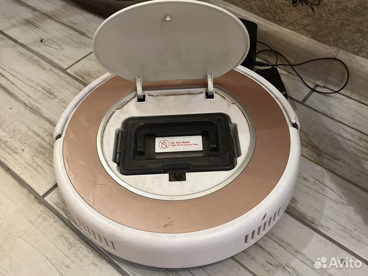 Робот пылесос ilife v50