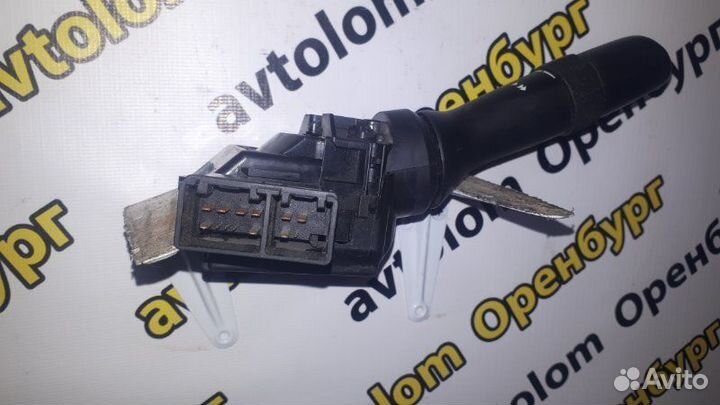 Подрулевой переключатель правый Toyota Camry 40