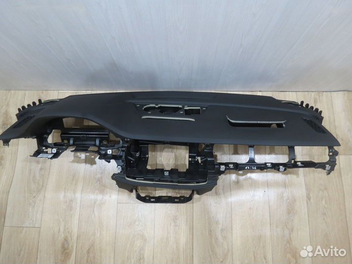 Торпедо Audi Q7 4M