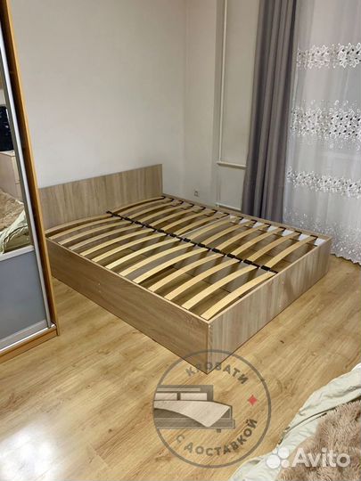 Кровать двуспальная