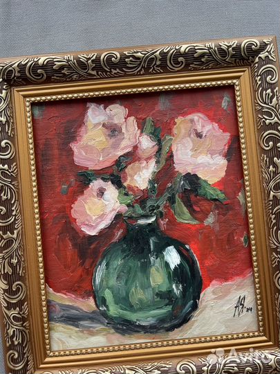 Картина маслом Цветы на красном 24х21 в багете