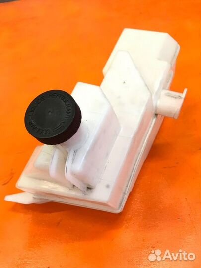 Бачок расширительный Nissan X-Trail HNT32 MR20