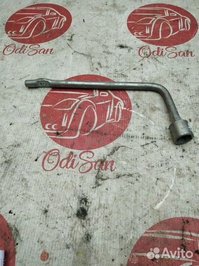 Ключ балонный Infiniti Fx35 S51 VQ35HR 2008-2013