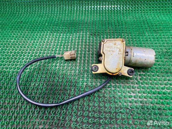 Мотор стеклоочистителя задний Лада 2109 2000
