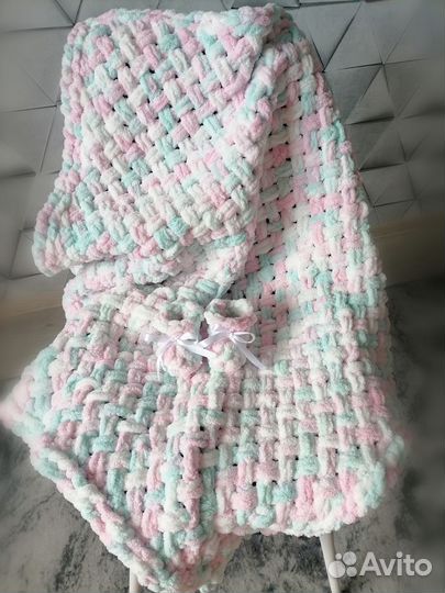 Пледы и пинетки плюшевые комплект на выписку