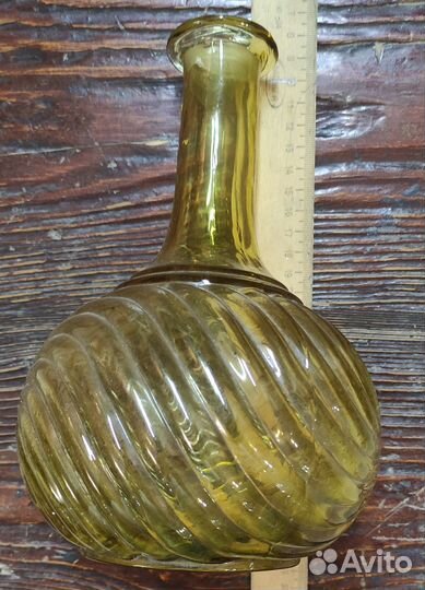 Винтажные антикварные вазы