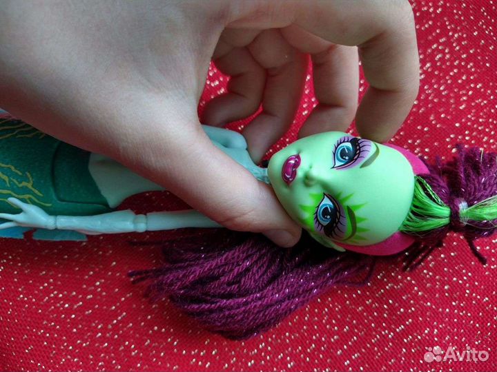 Кукла Монстер Хай и Зомби принцесса