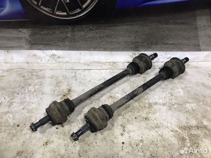 Привод Мерседес 2113503856 W211 полуось