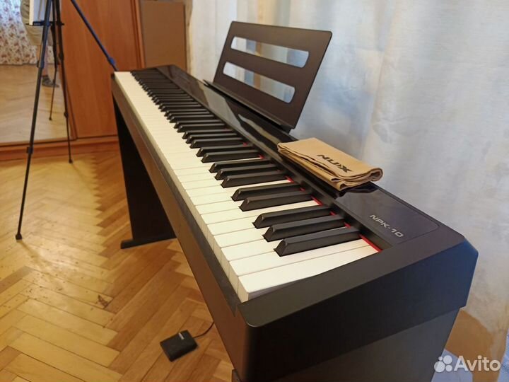 Цифровое фортепиано NUX NPK-10-BK со стойкой