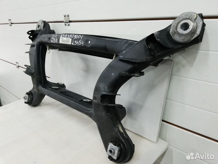 Подрамник Mercedes CLS W218 задний