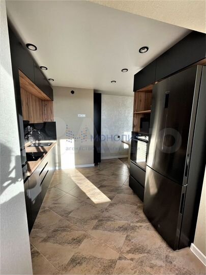 2-к. квартира, 60 м², 14/16 эт.