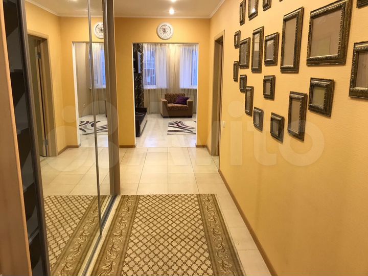 2-к. квартира, 76 м², 7/10 эт.