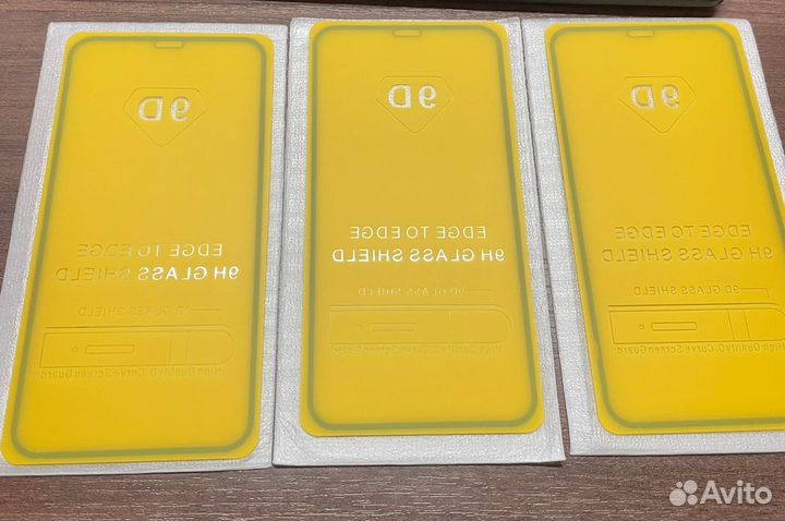 Защитное стекло iPhone 11