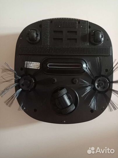 Робот-пылесос Rekam