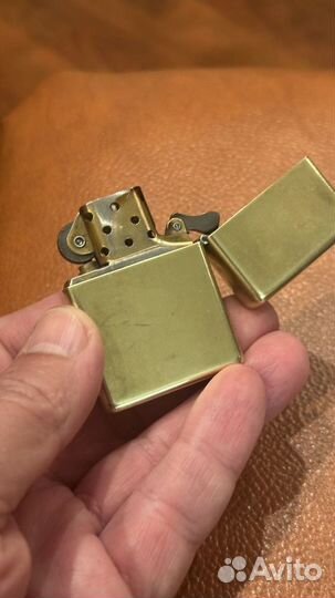 Зажигалка бензиновая zippo