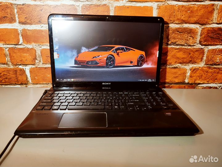 Sony Vaio SVE151G13V-i3-3 Gen\ 4 Озу\1GB видео\SSD