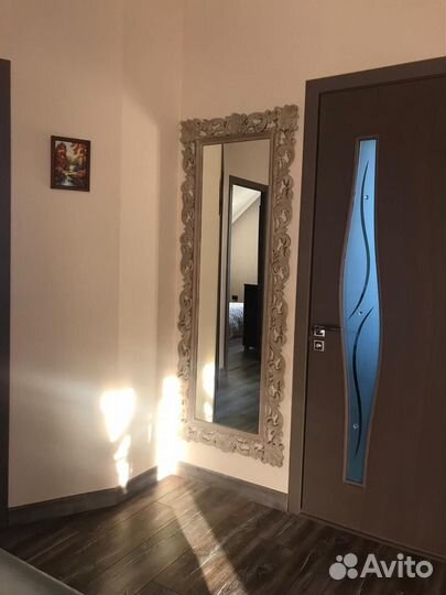 Багетная рама для зеркала из дерева А44