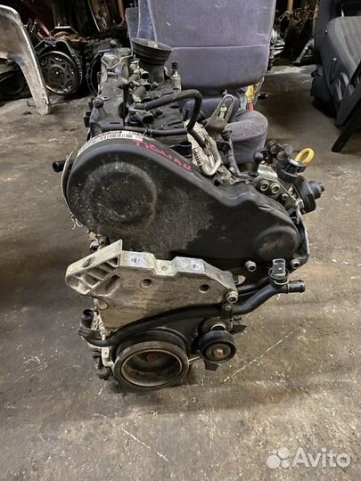 Двигатель в сборе clja (Volkswagen Tiguan)