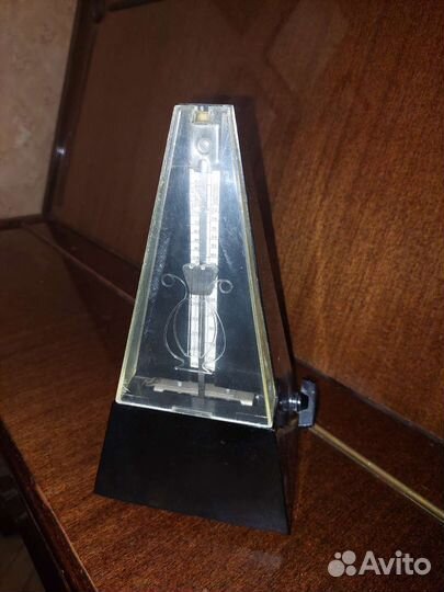 Метроном механический СССР