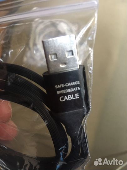 Дата-кабель Lightning - Type C (есть разные)