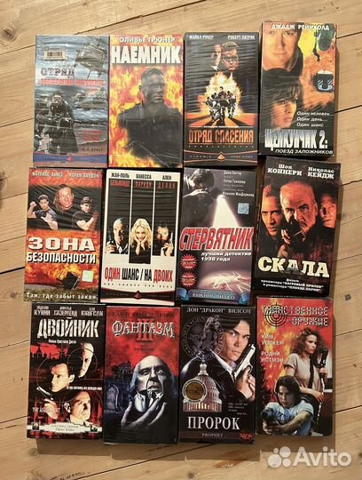 Коллекция видеокассет и DVD двд дисков фильмы