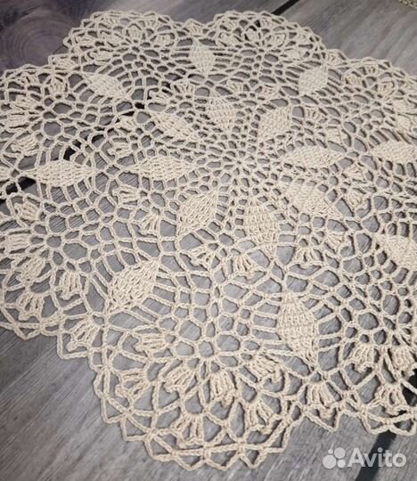 Салфетка вязаная.Новая. Ручная работа