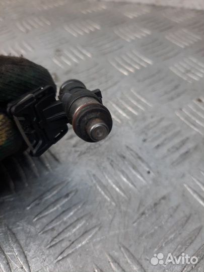 Форсунка Renault Kangoo минивэн 1.2 D4F730 2004