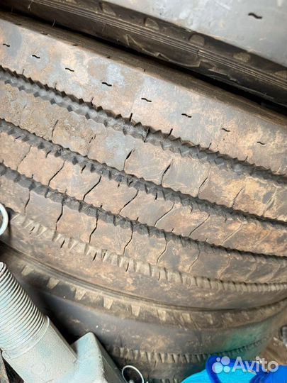 Колеса, домкрат, тент в комплекте