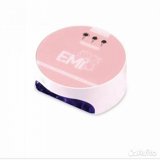 Лампа для сушки ногтей