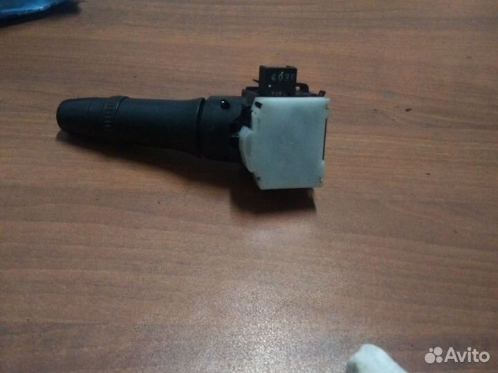 Переключатель поворотов Lancer 10 Outlander XL