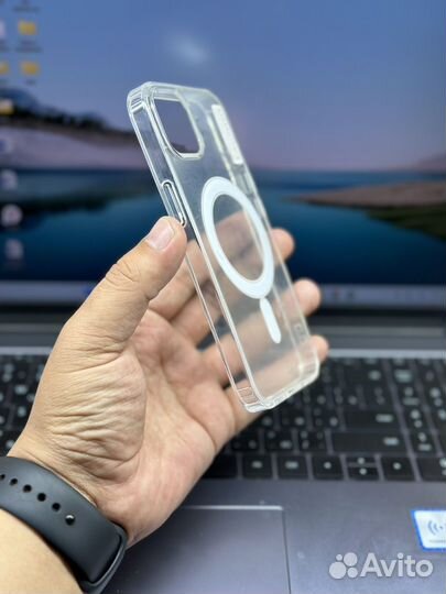 Чехол на iPhone 14 Pro