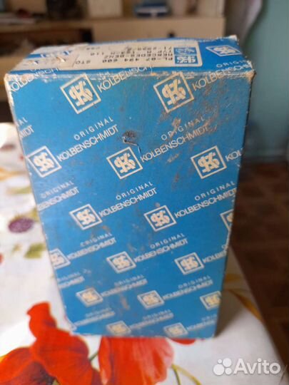 Шатунный вкладыш для мотора Mercedes m110