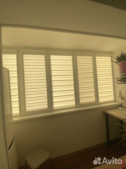 Рулонные шторы мини блэкаут V6933