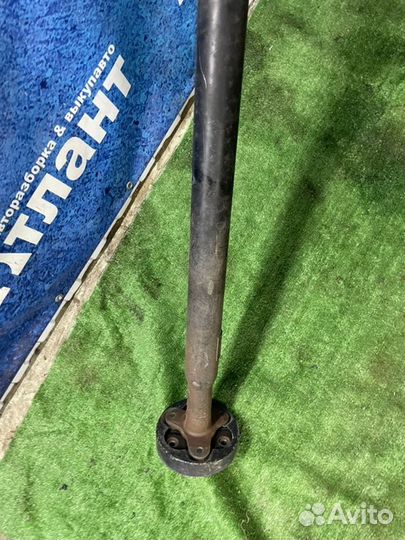 Карданный вал Volkswagen Tiguan CAW 2008