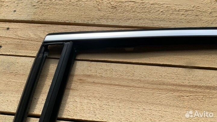 Уплотнитель стекла двери задний левый Bmw X3 G01