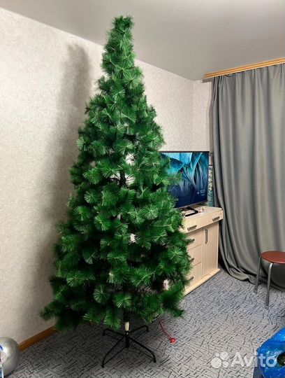 Елка искусственная