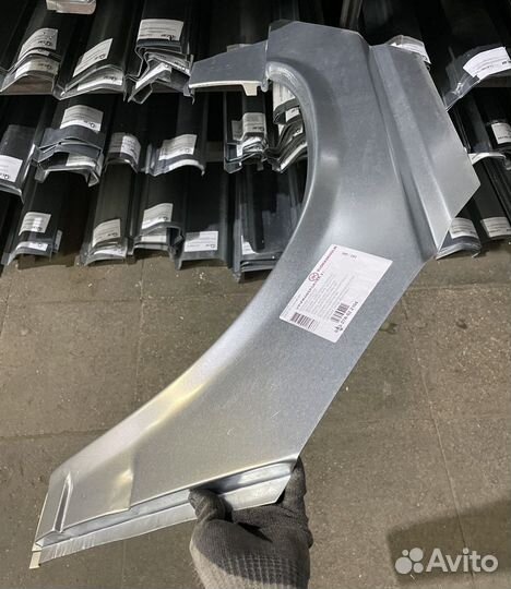 Арка левая Volkswagen Transporter T4 1990-2004 (Kl