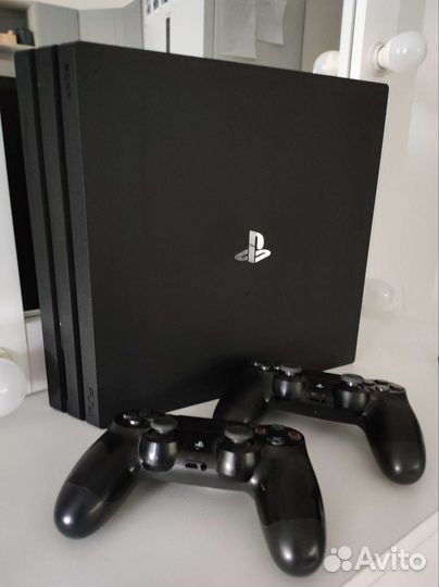 Sony PS4 pro 1tb