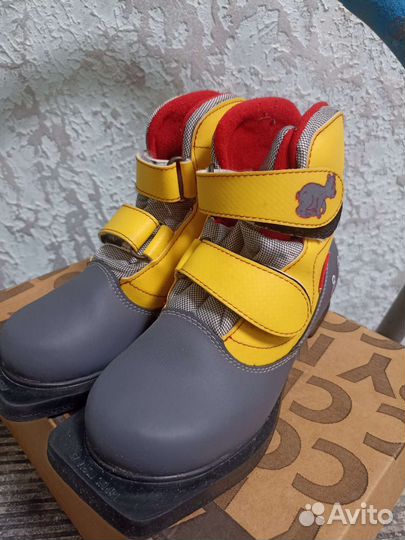 Лыжные ботинки детские Marax