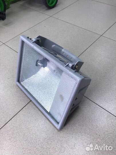 Км42 прожектор