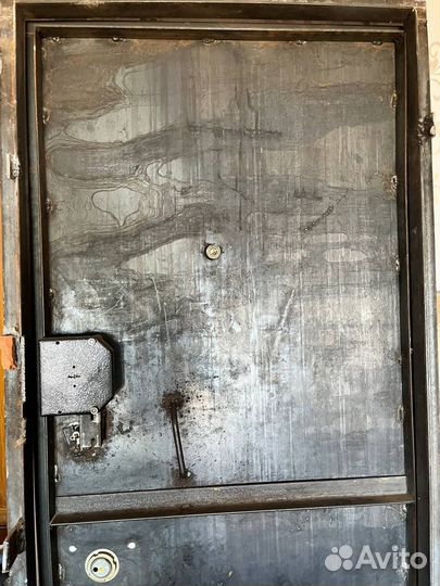 Дверь входная металлическая СССР